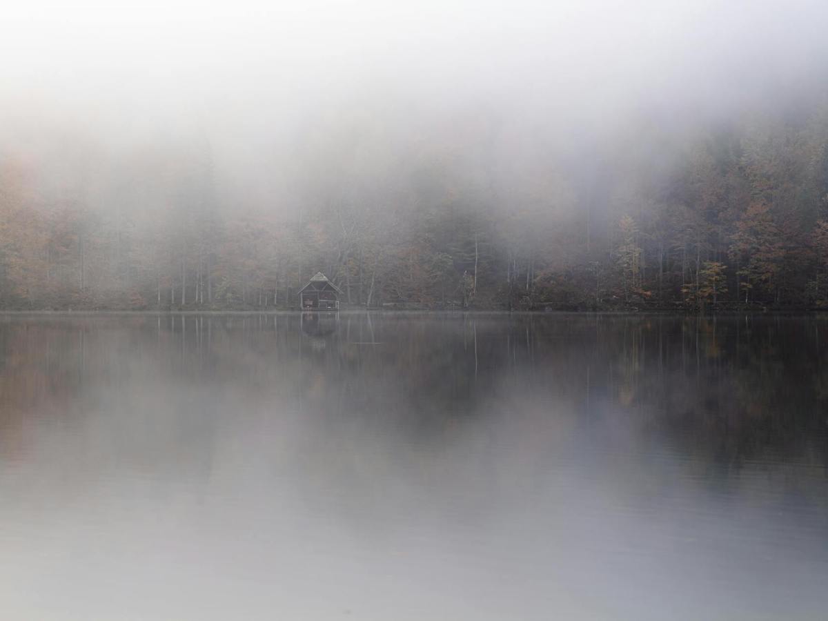 Il silenzio del lago di Angelarosa Weiler (Aurea Nox)